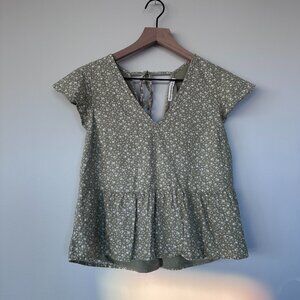 Abercrombie & Fitch Floral Peplum Top size S